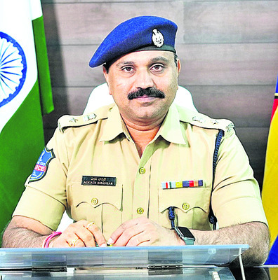 జిల్లాలో 883 మండపాలు1