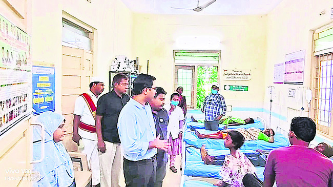 విద్యార్థులు లక్ష్యసాధనకు పాటుపడాలి2