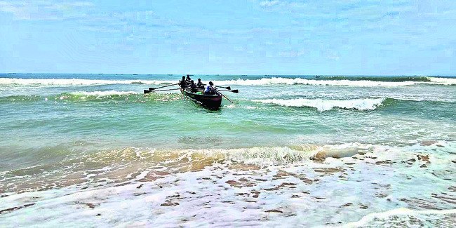 వరుస తుఫాన్లతో.. మత్య్సకారులు విలవిల 1