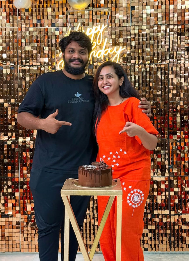 Anchor lasya birthday celebrations10