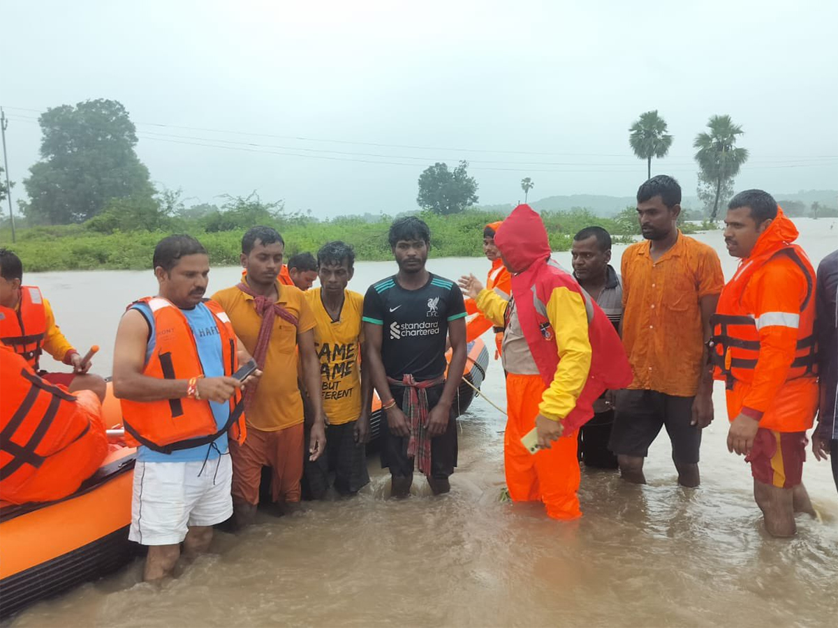 Breaking News : Kamareddy District in Telangan Floods HD Photos16