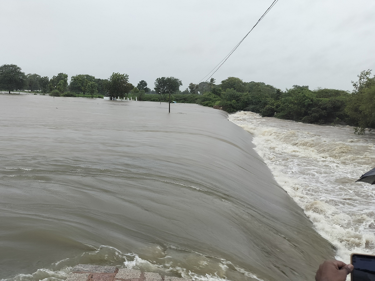 Breaking News : Kamareddy District in Telangan Floods HD Photos4