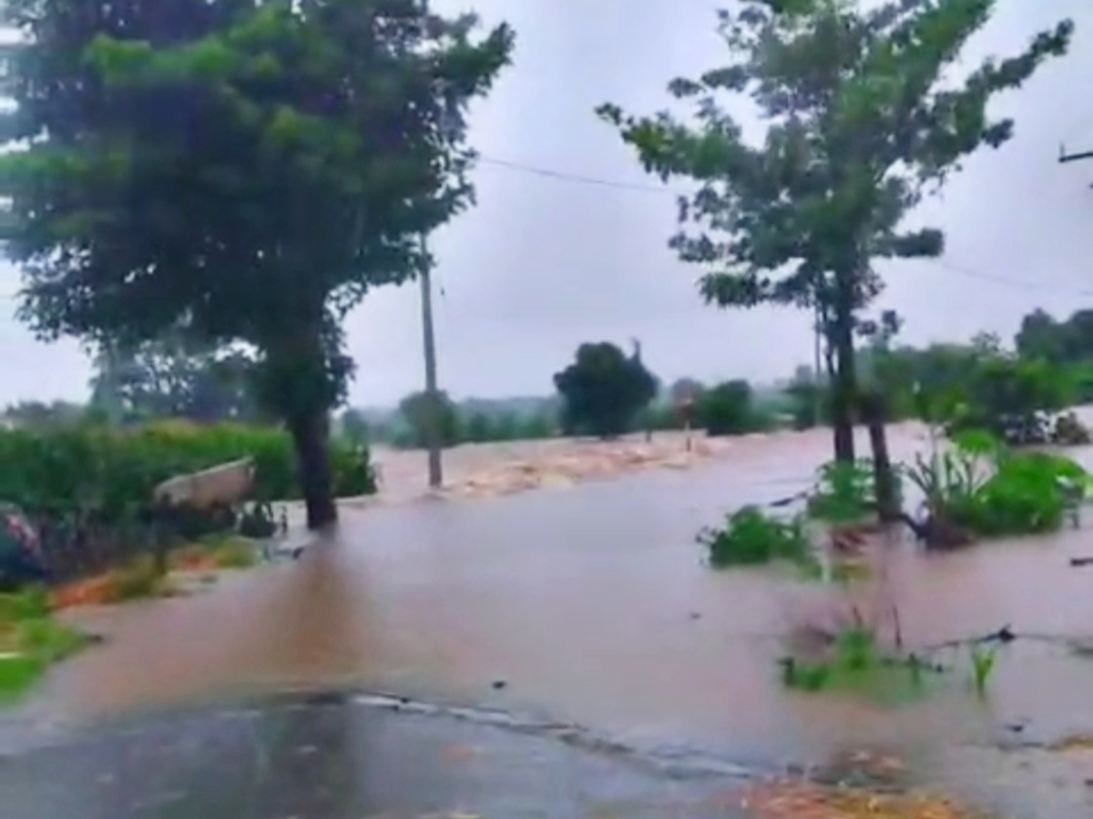 Breaking News : Kamareddy District in Telangan Floods HD Photos7
