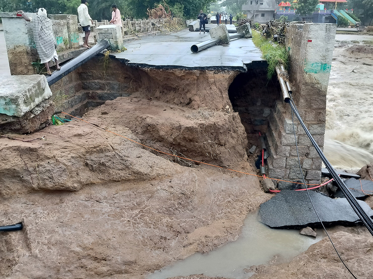 Breaking News : Kamareddy District in Telangan Floods HD Photos8