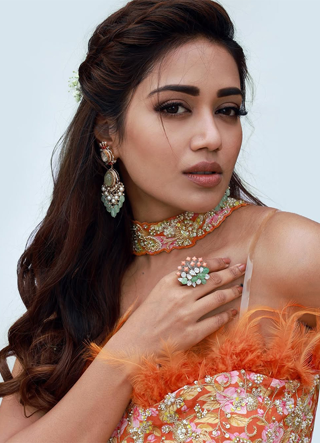 Nivetha Pethuraj makes it official actress to marry Rajhith Ibran17