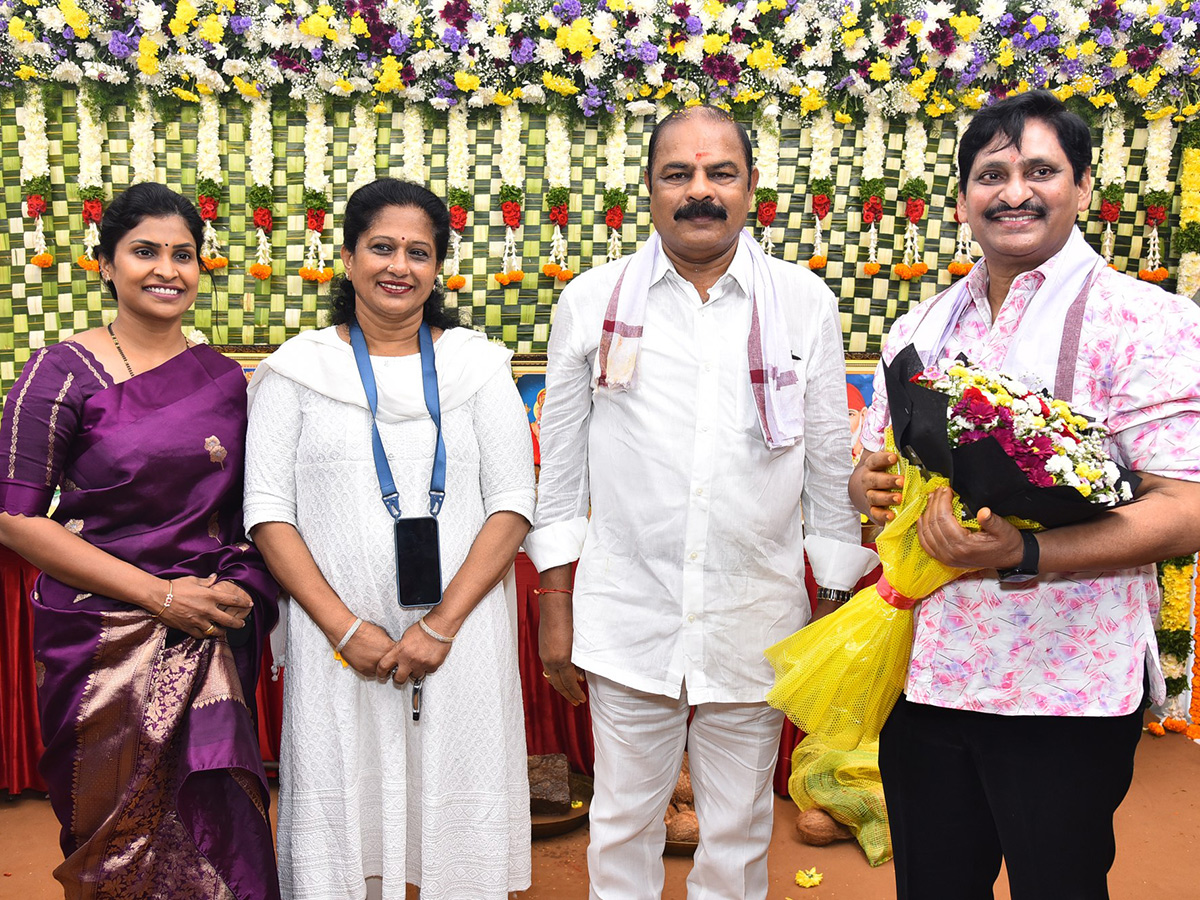 SV Krishna Reddy Vedavyas Movie Opening Photos9