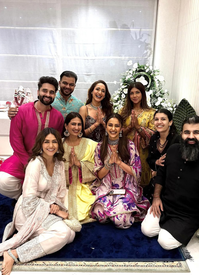 Ganapathi celebrations in the homes of celebrities7
