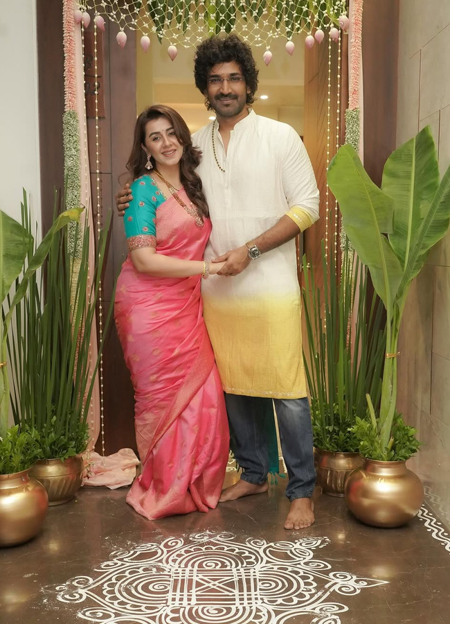Aadi Pinisetty and Nikki Galrani at 'Ganapati Puja' (Photos)6