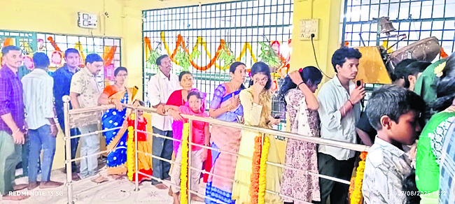 జైబోలో గణేష్ మహరాజ్కి జై 1