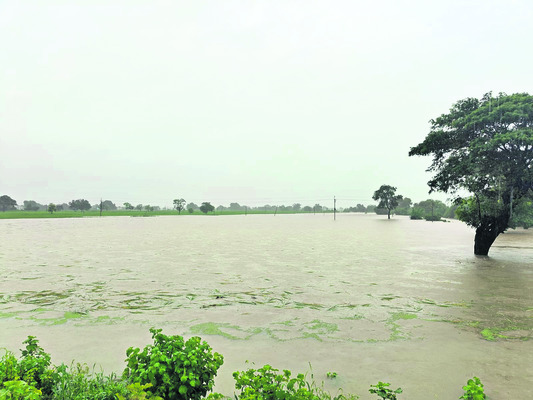 ఉరిమిన మేఘం5