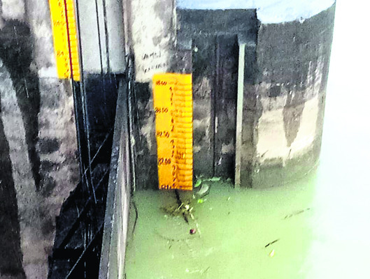 వణికిస్తున్న వరద గోదావరి 4