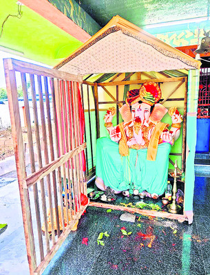 కొలువుదీరిన గణనాథుడు..2