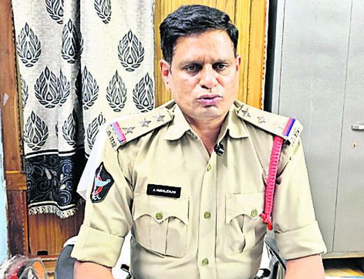 కోట్లు కొల్లగొడుతున్న కేటుగాళ్లు1