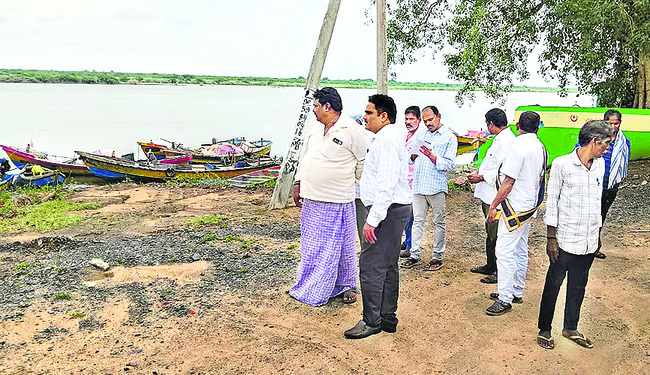 తీర గ్రామాలకు మళ్లీ వరద ముప్పు1