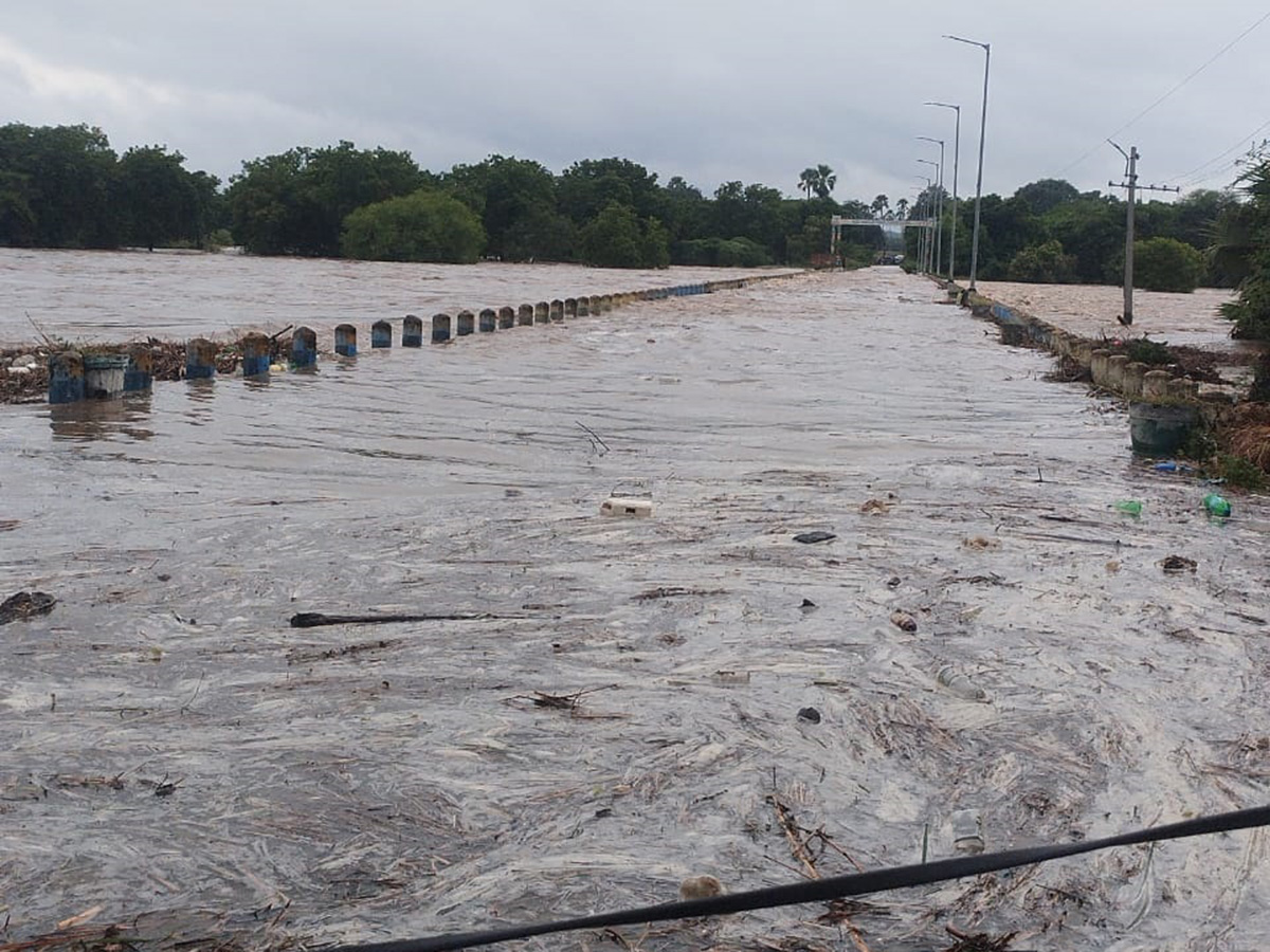 Heavy Rain 2025 in Kamareddy Photos14