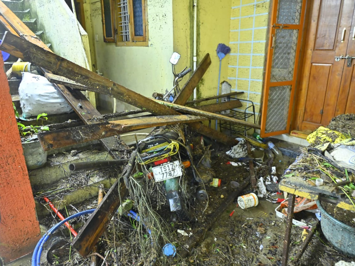 Heavy Rain 2025 in Kamareddy Photos18