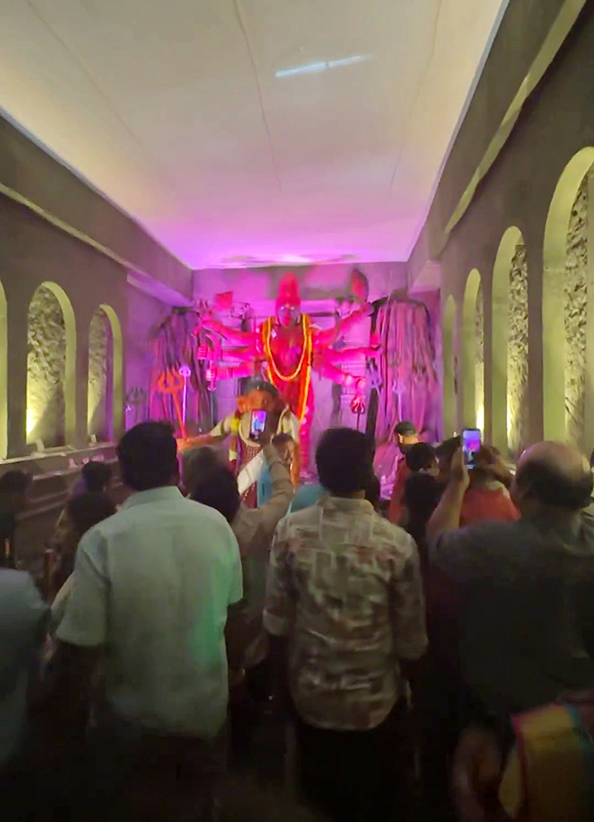 Pushpa 2 Style Ganesh Mandapam In Chennai Photos14