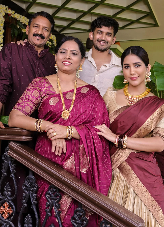 Tollywood Actress Nabha Natesh Family Photos HD2