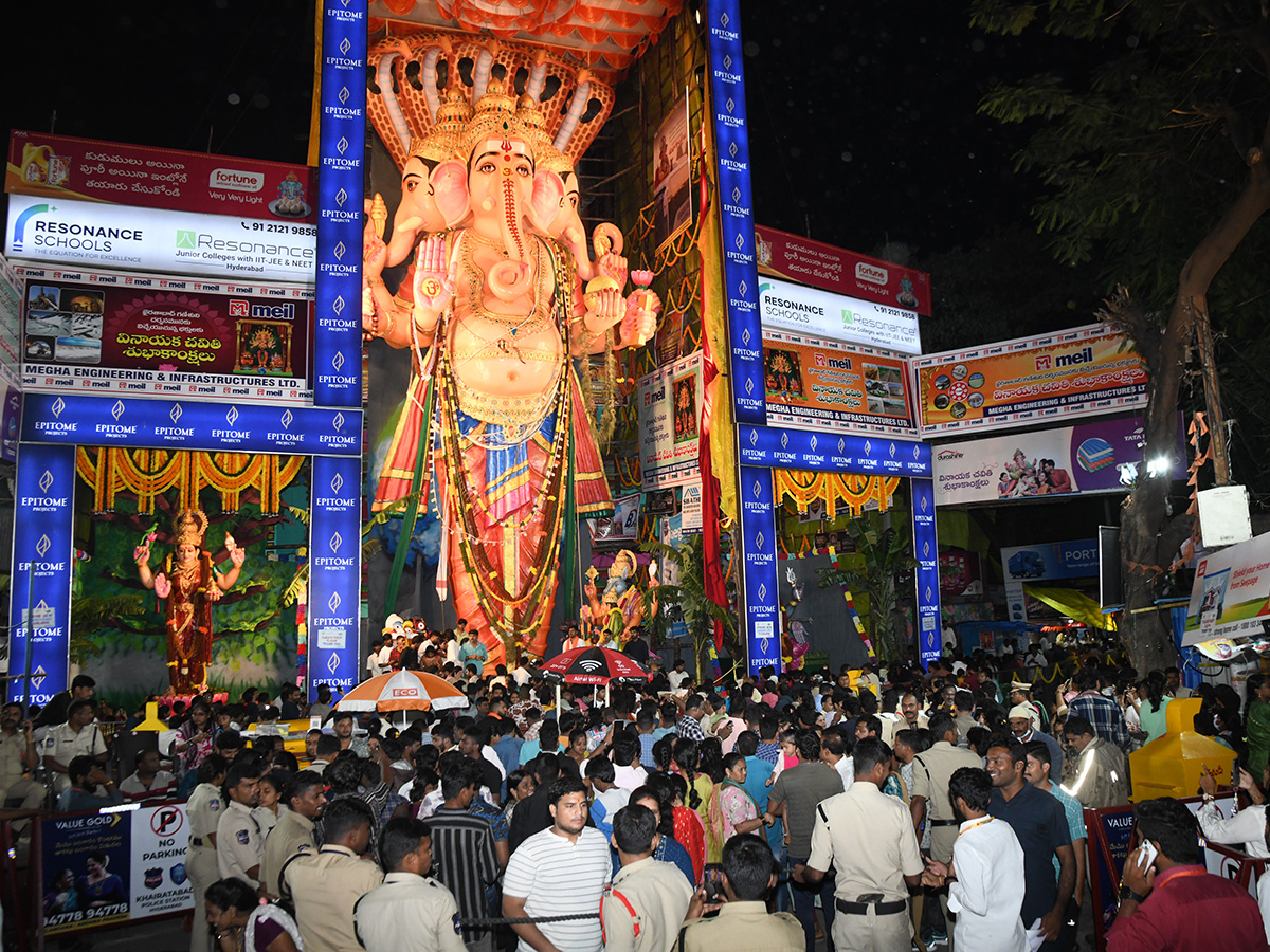 Vinayaka Chavithi : Khairatabad Ganesh Photos 20253