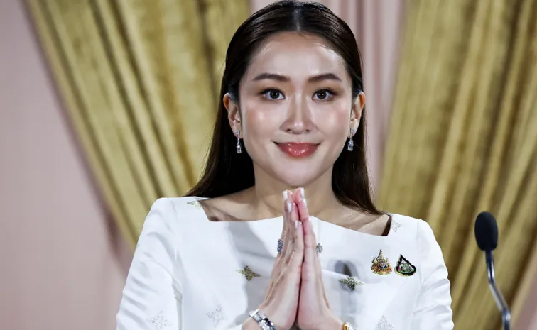 Who is Paetongtarn Shinawatra? Why She lost Thai PM Post? Photos13