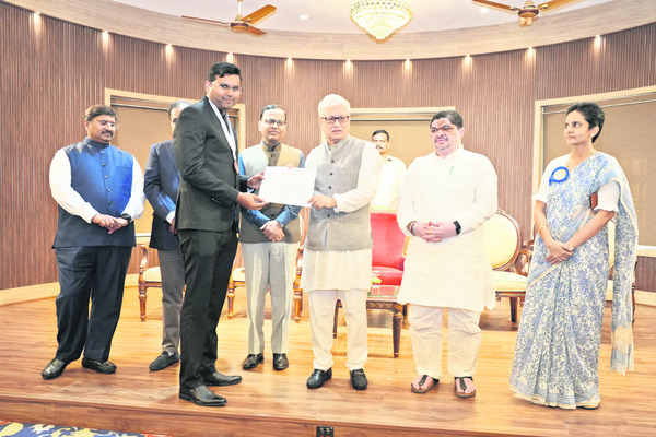 పాలమూరుపై బీఆర్‌ఎస్‌ నిర్లక్ష్యం 1