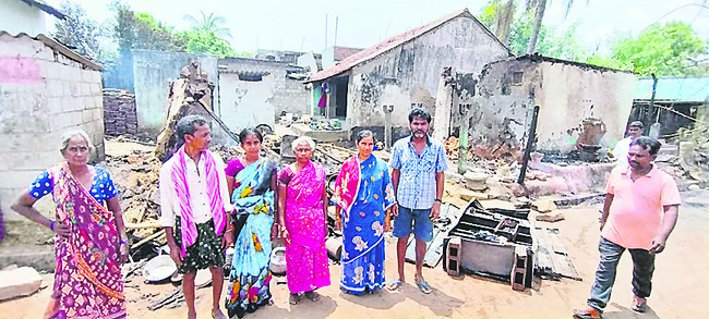 అగ్గి... సర్వం బుగ్గి1