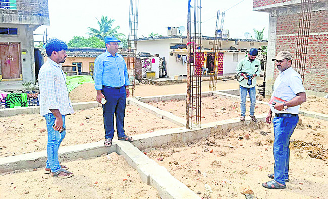 ఇళ్ల నిర్మాణంలో వేగం పెంచండి 1