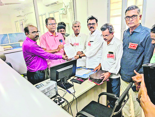 తిరోగమనం వైపు విద్యా వ్యవస్థ1