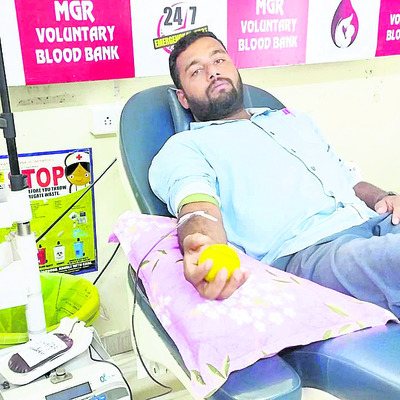 స్నేహబంధానికి సార్థకత
2