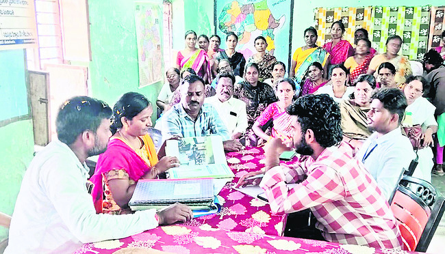 రామయ్యకు సువర్ణ తులసీ అర్చన2