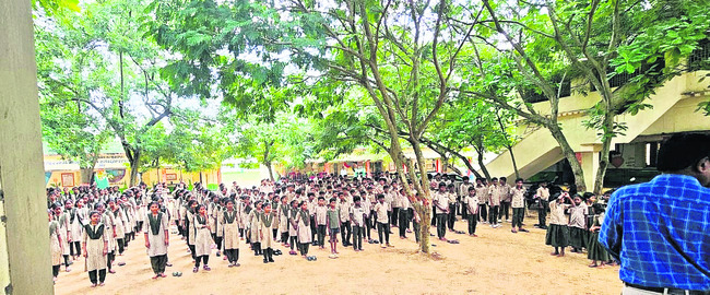 బతుకు తల్లకిందులు 1