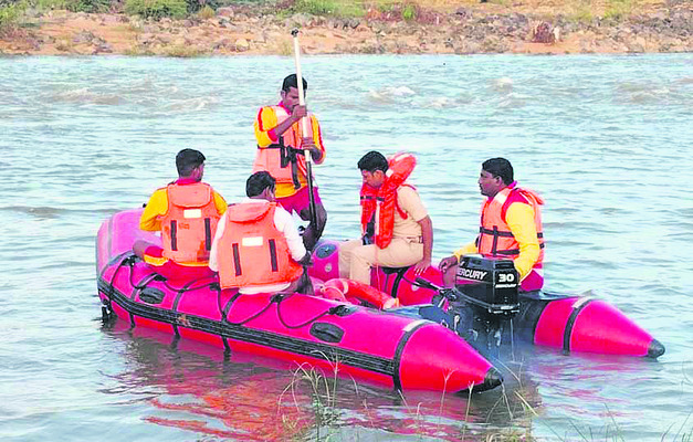 ఉన్నత ప్రమాణాలతో క్రీడా ప్రాంగణాల ఏర్పాటు1