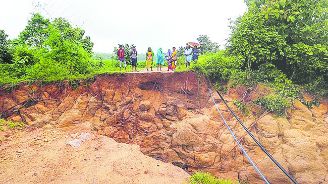 జల దిగ్బంధంలో సదాశివనగర్1