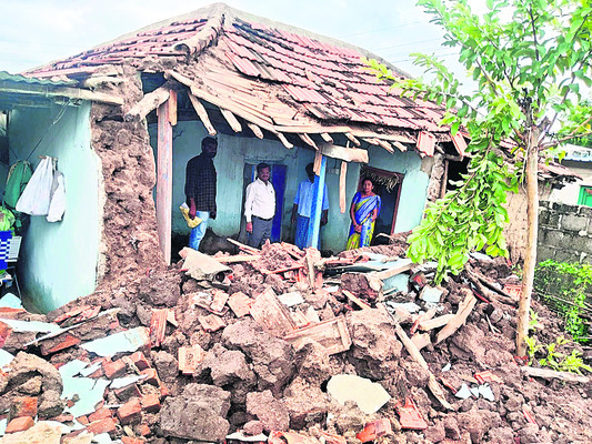 ఓటర్ల జాబితాపై  అభ్యంతరాలు తెలపండి3