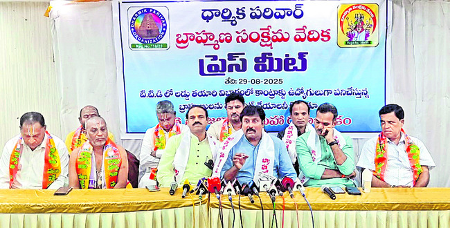 108 అంబులెన్స్ ఢీకొని వ్యక్తి మృతి 1