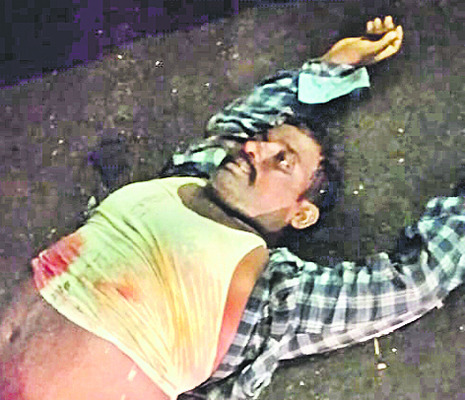 108 అంబులెన్స్ ఢీకొని వ్యక్తి మృతి 2