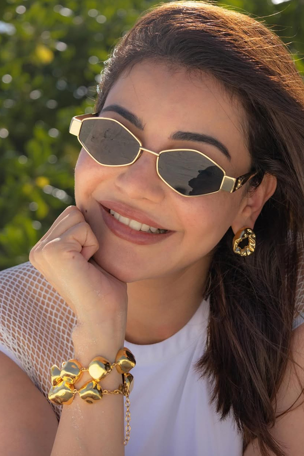 Actress Kajal Agarwal Enjoys maldives vacation With Family Photos12