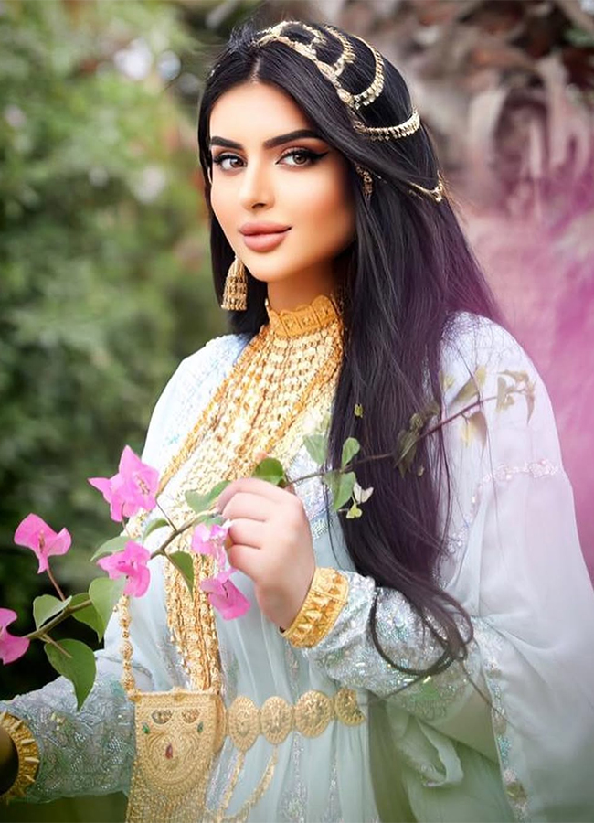 Sheikha Mahra the Dubai princess gets engaged to rapper7