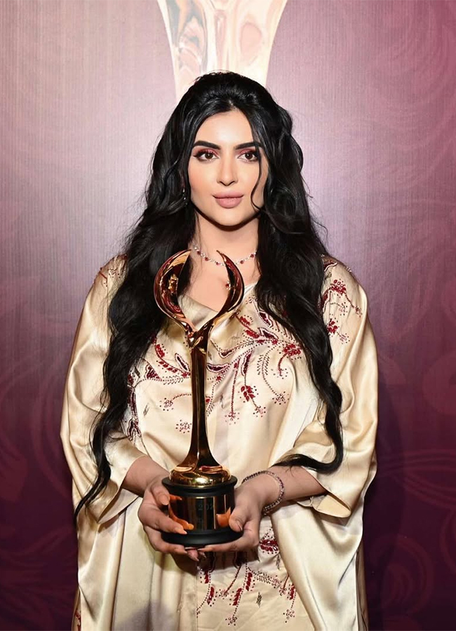 Sheikha Mahra the Dubai princess gets engaged to rapper8