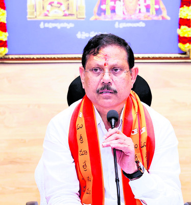కదలరు.. వదలరు!1