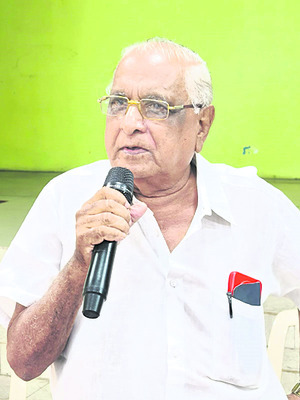 రఘురామకృష్ణరాజు సొంత నిర్ణయం
2