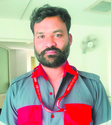 అండగా నిలిచి.. వైద్యం చేసి 1