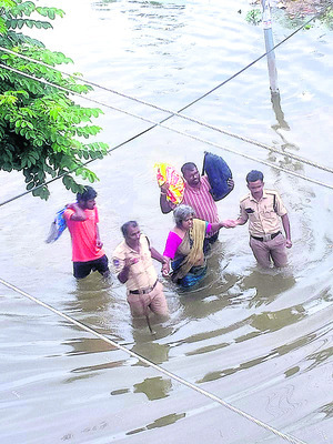 ముంచేస్తున్న వరద1