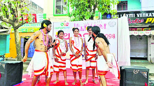 ఉత్సాహంగా స్వపరిపాలన దినోత్సవం3