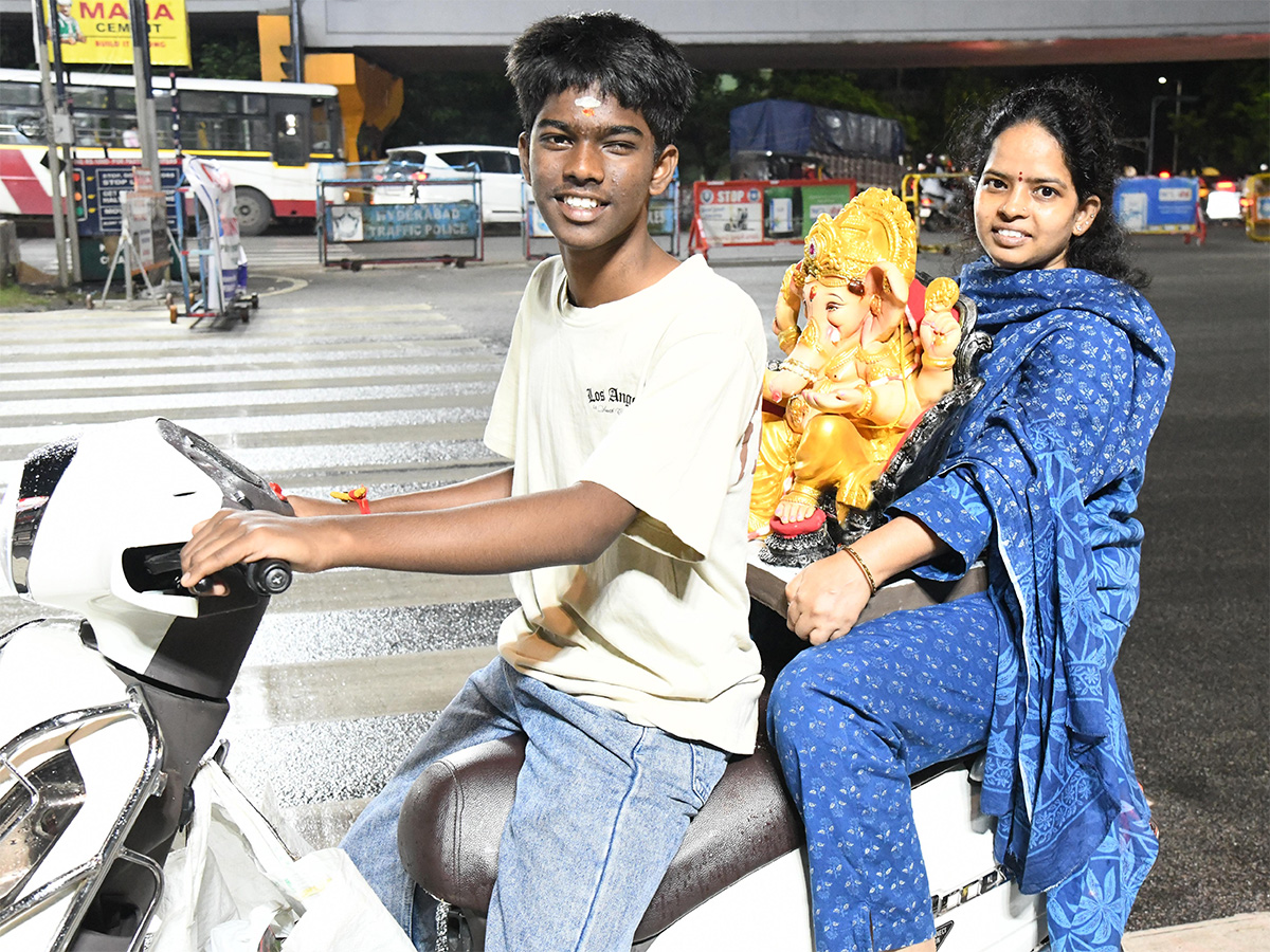 Ganesha immersions in Telugu States Photos23