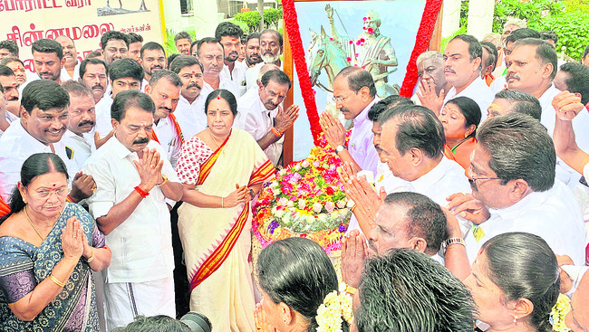 ధీరన్‌కు ఘన నివాళులు 1