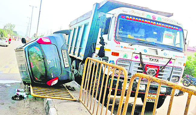 గల్లంతైన యువకుడు శవమై కనిపించాడు 1
