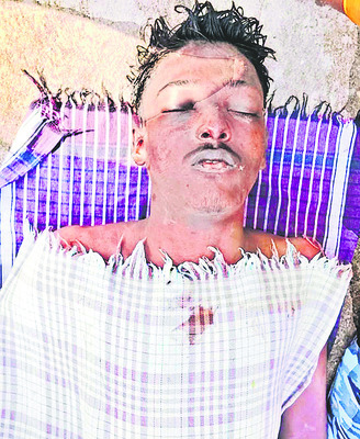 గల్లంతైన యువకుడు శవమై కనిపించాడు 1