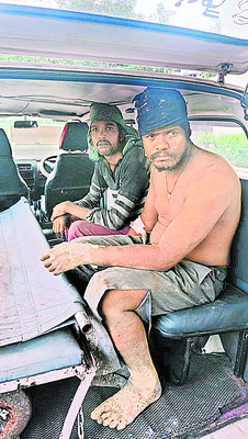 క్షతగాత్రులను నరసరావుపేట తరలింపు2
