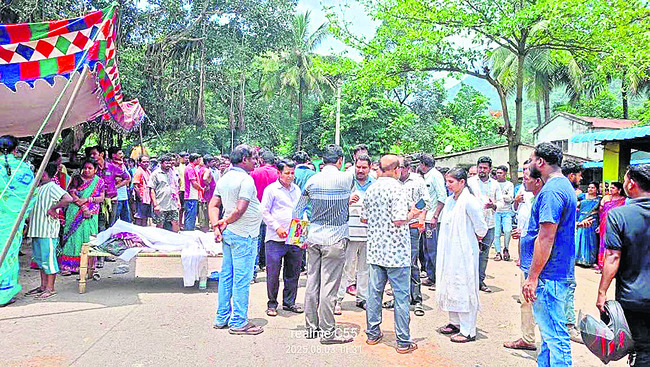 ఘోర రోడ్డు ప్రమాదం4